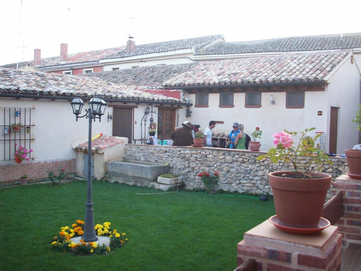 Albergue Estrella Del Camino Frómista Exteriér fotografie